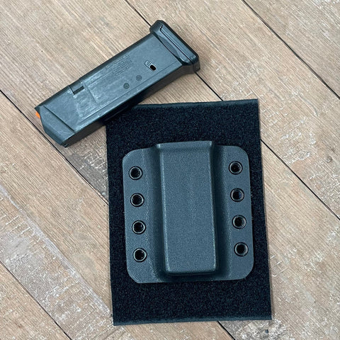 CDW Flat, Velcro-Backed Kydex Single Magazine Carrier Holder Dbl Stk Glock 19/17/23/22
